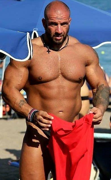 What male body type are you most drawn to??