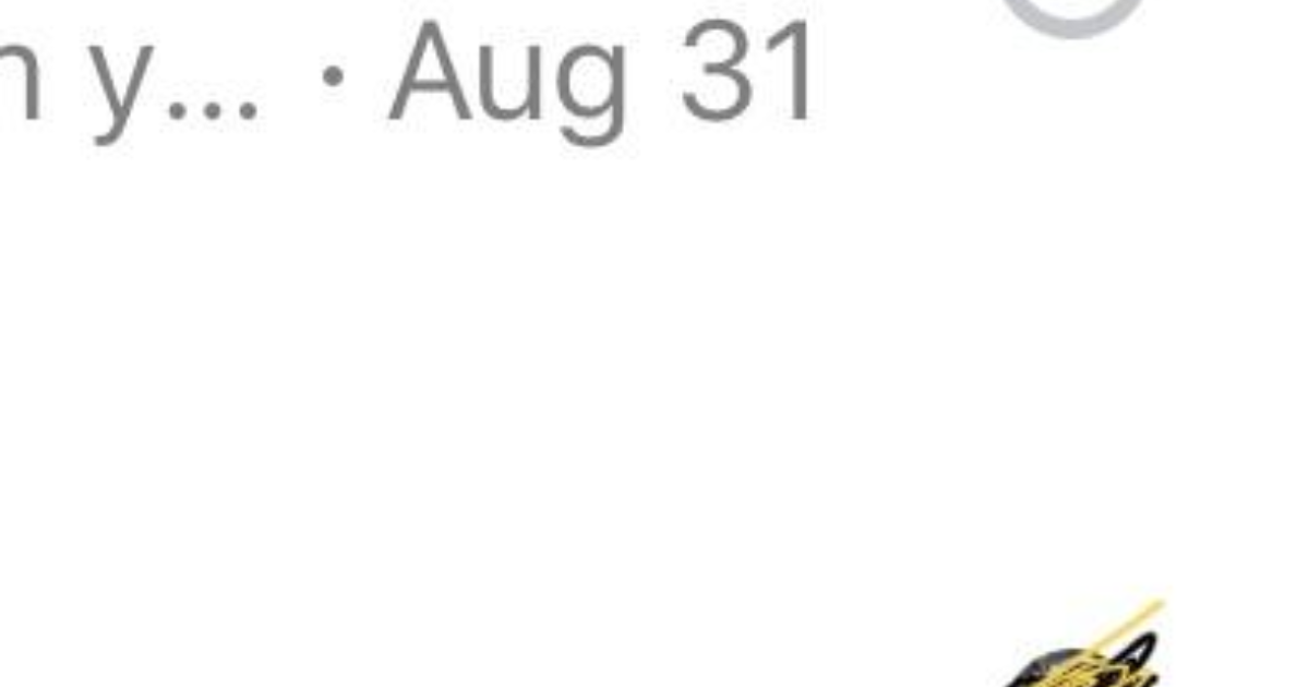 What does the white check mark on Facebook messenger mean? GirlsAskGuys