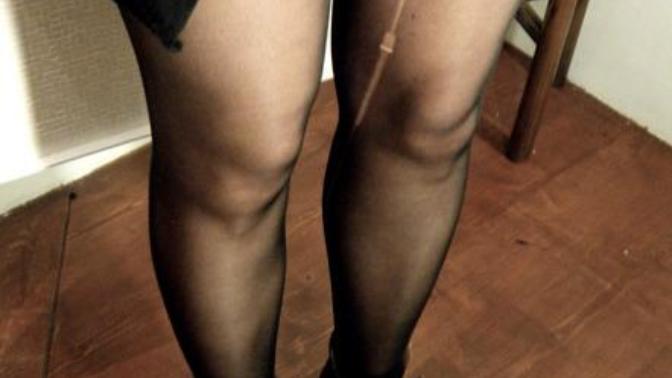 Girls, if I notice you have a run in your pantyhose, would you like me to make you aware?