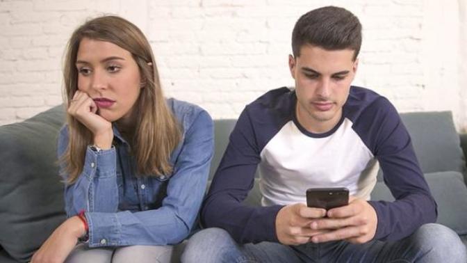 What to do when you feel you and your partner don’t connect anymore?