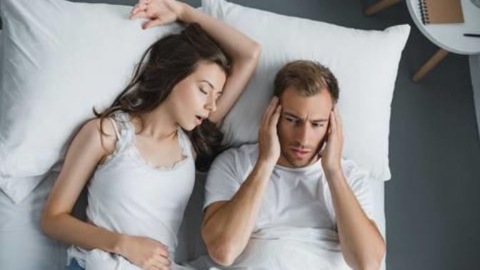 Guys, would you get turned off if a girl snores?