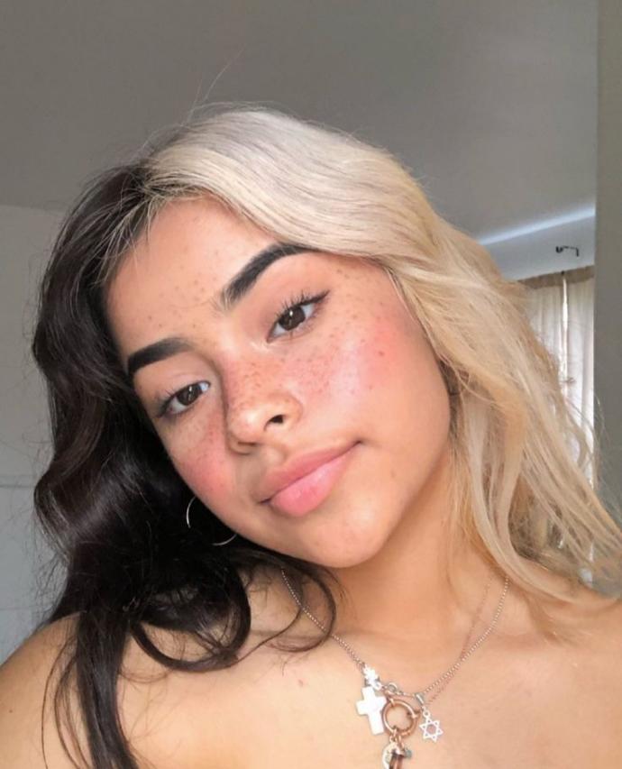 Which Hair Color Style Do You Like More??