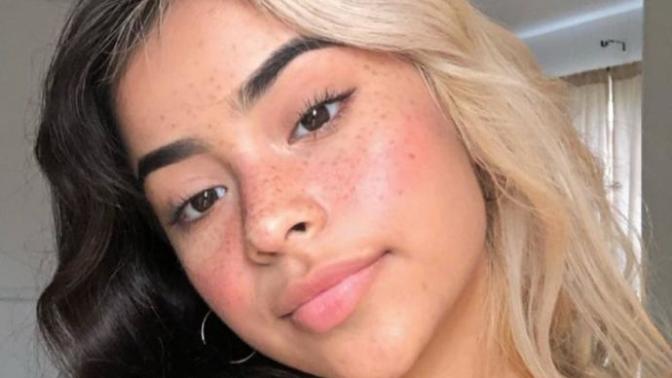 Which Hair Color Style Do You Like More?