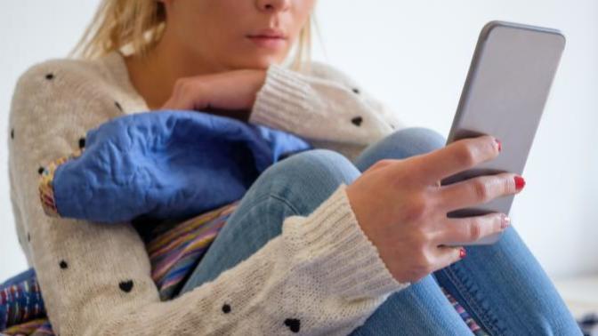 Do you believe that social media causes paranoia?