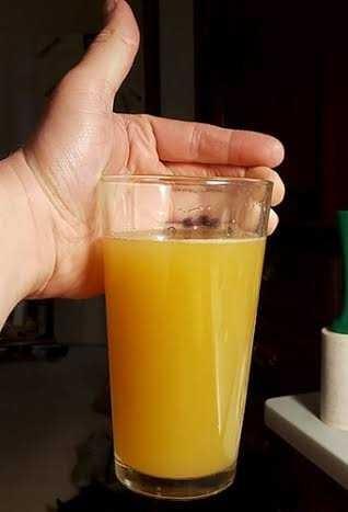 Which is the worst way to hold a glass??