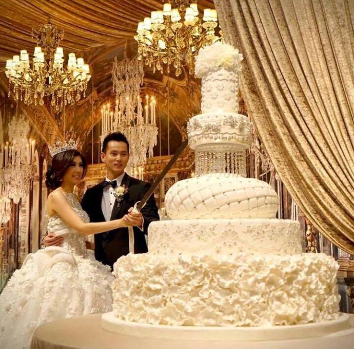 Why do women want fairytale weddings?