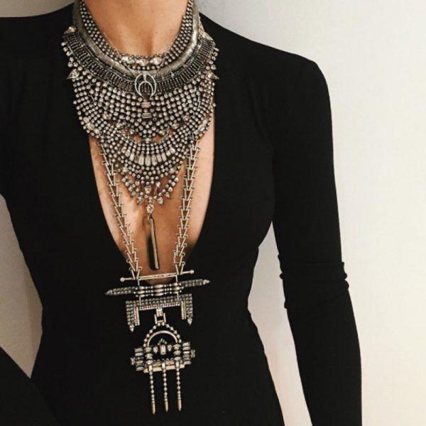 Is It Possible To Be Modest While Also Being Revealing?