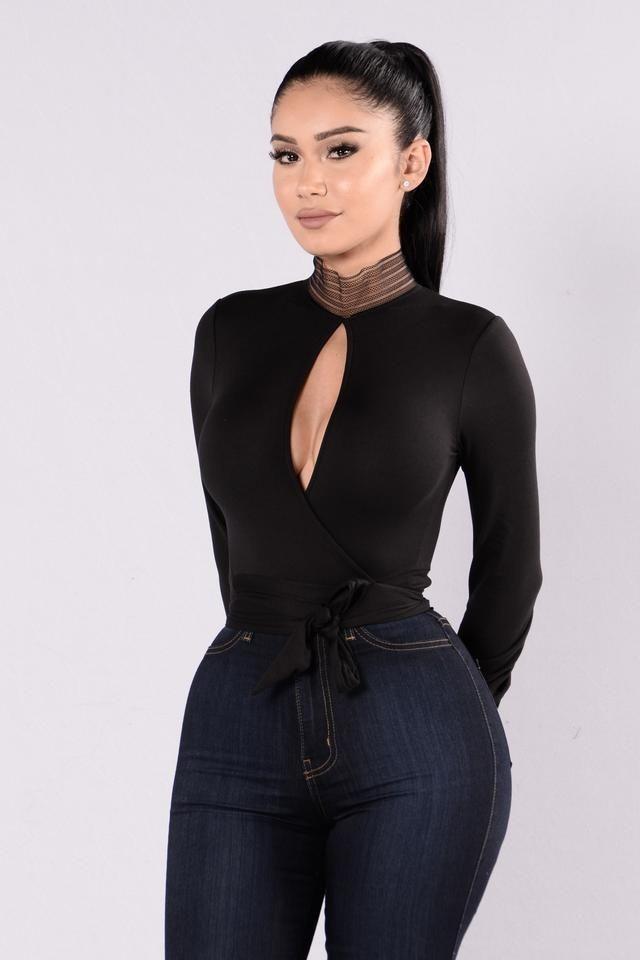 Is It Possible To Be Modest While Also Being Revealing?
