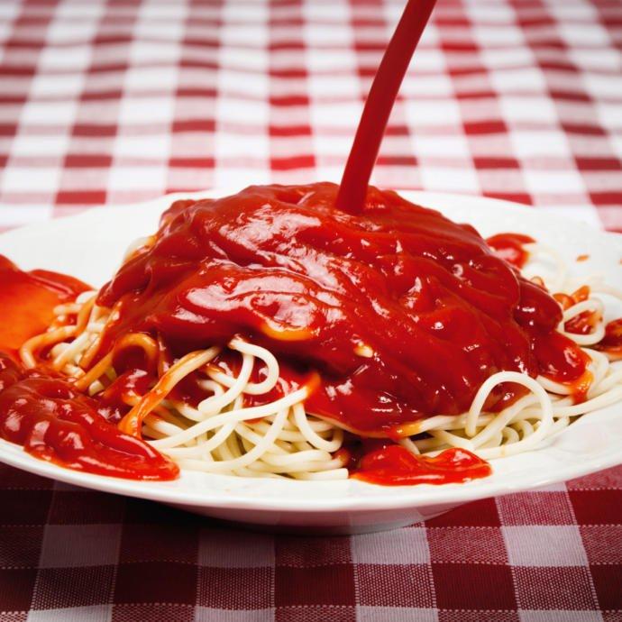 Help me end a debate with a friend. Is it weird/nasty to eat pasta with ketchup?