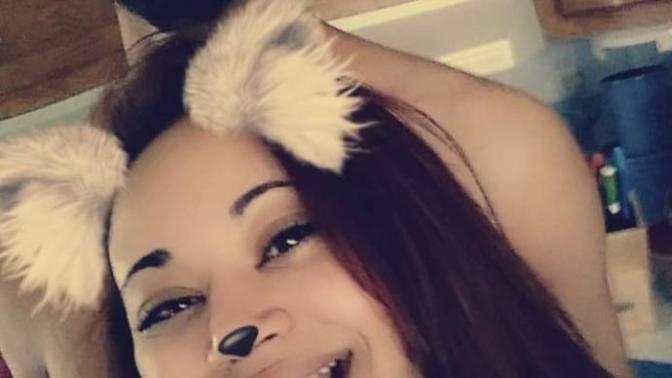 How can I get my fiancee to feel more secure about herself?