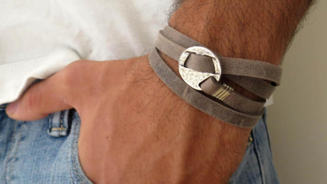 Do Guys like to wear bracelets?