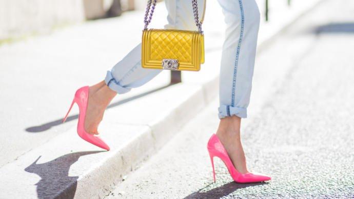 Girls, do you find it difficult to walk in heels?