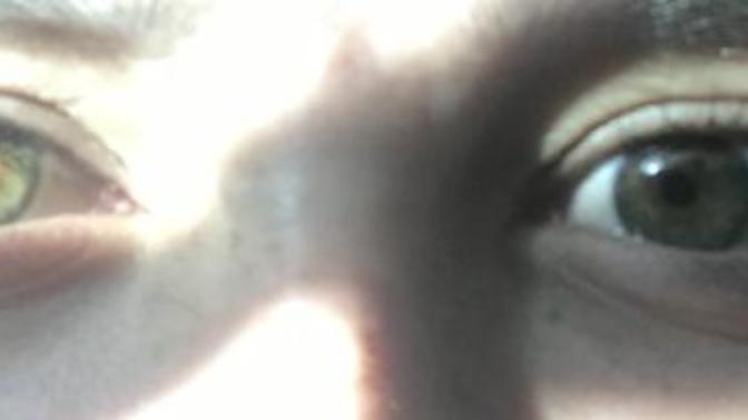 Do your eyes drastically change in the sunlight?