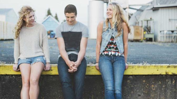 If you like a girl, do you flirt with other girls around to make her jealous?