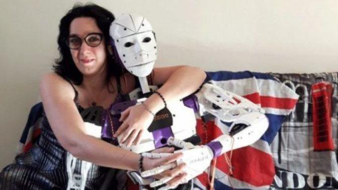 Whould you judge someone if they chose to be with a robot/doll instead of a real person?