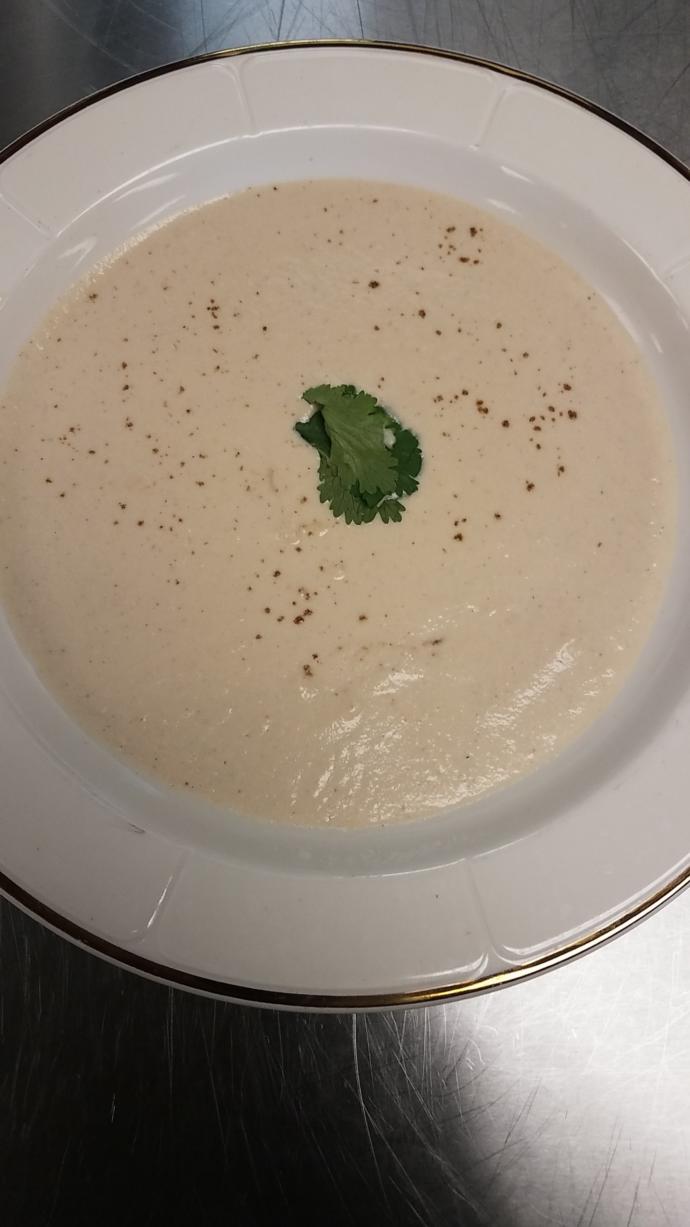 Do you like spicy cauliflower puree soup?