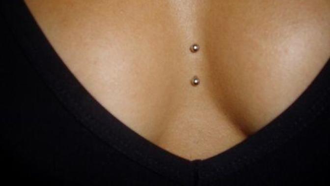 Sternum piercing on women with smaller breasts?