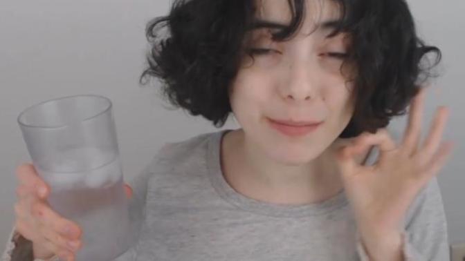 WTF happened to our fav youtuber little Agatha?