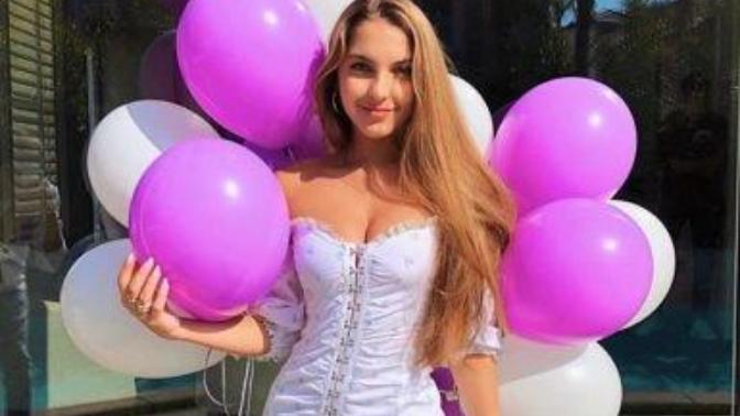 Does anyone think Lexi Rivera's hot?