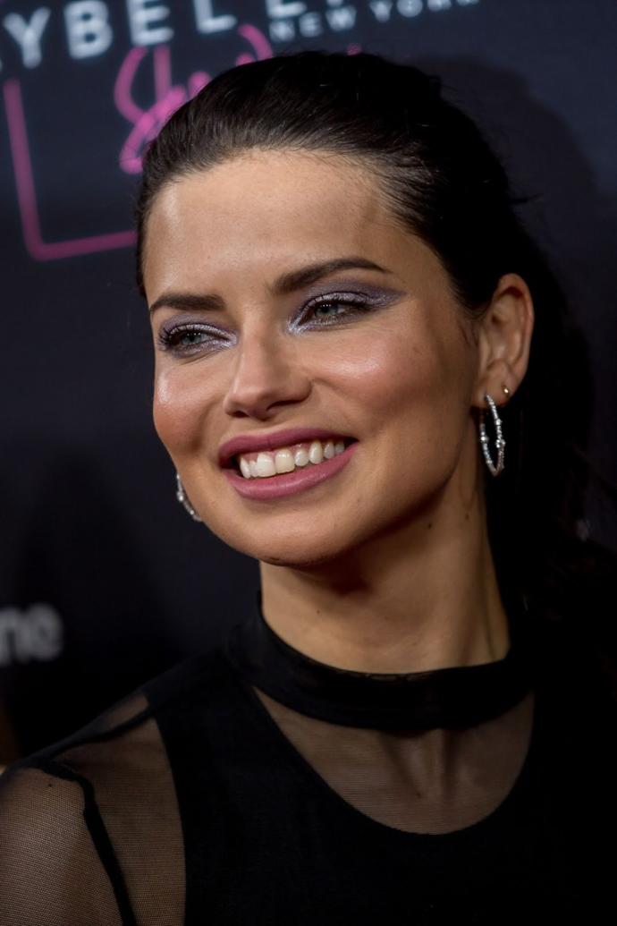 Is Emily Ratajkowski really that attractive?