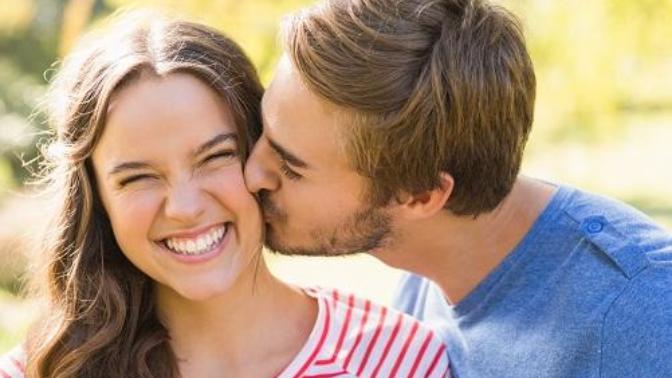 Girls, Is it alright for a male friend to give you a kiss on a cheek or forehead (platonically)?