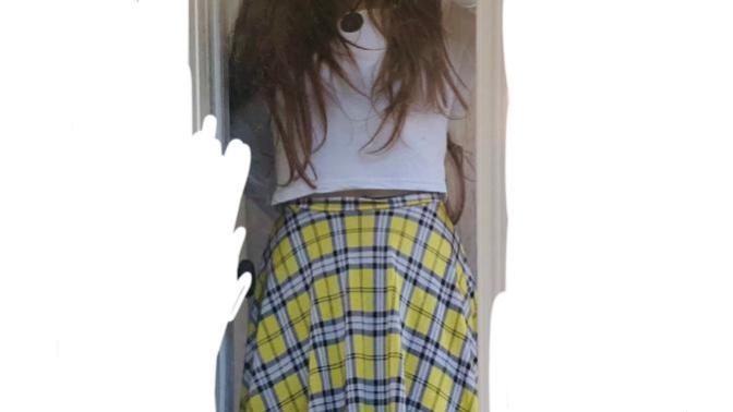 Will grey tights make a grey bralet (under off shoulder slightly translucent white shirt) appear as part of an outfit , or just a bra showing?
