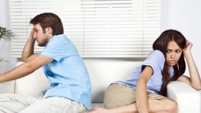 He likes me, but he’s afraid of commitment. Should I stick with him?