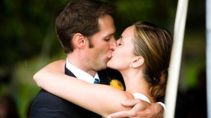 What was the most romantic thing/gift you've done/given?