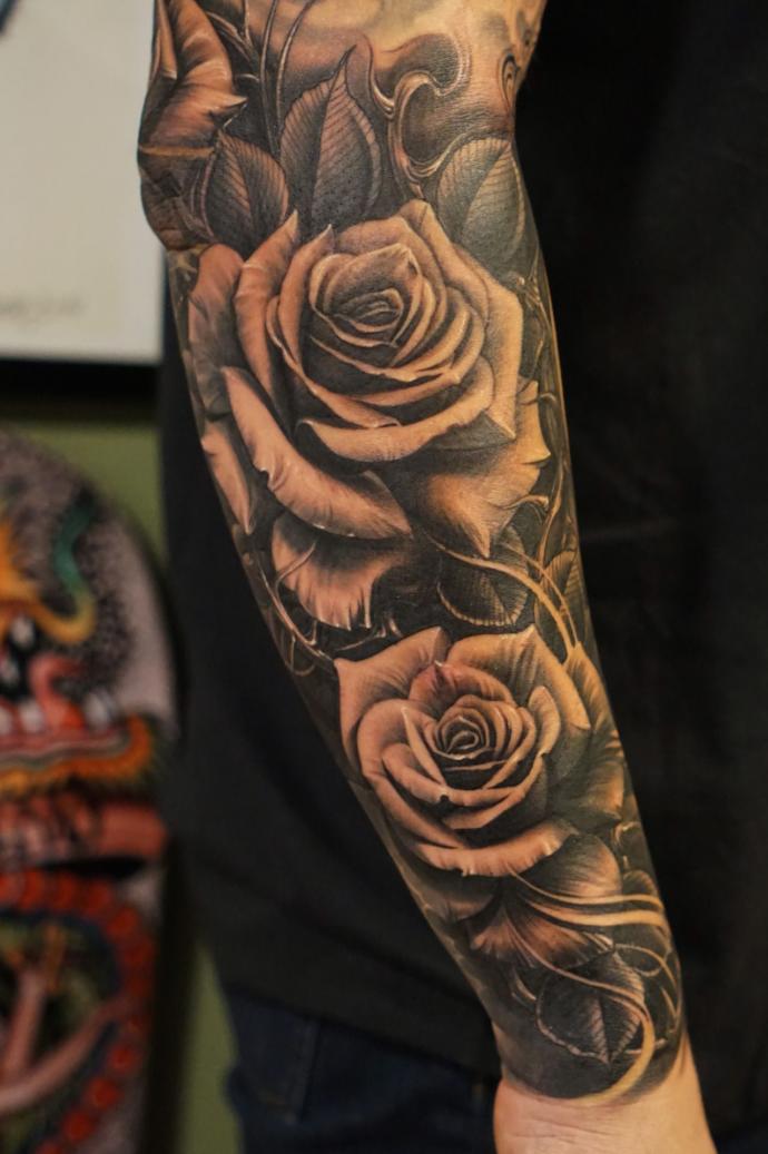 Dark color roses