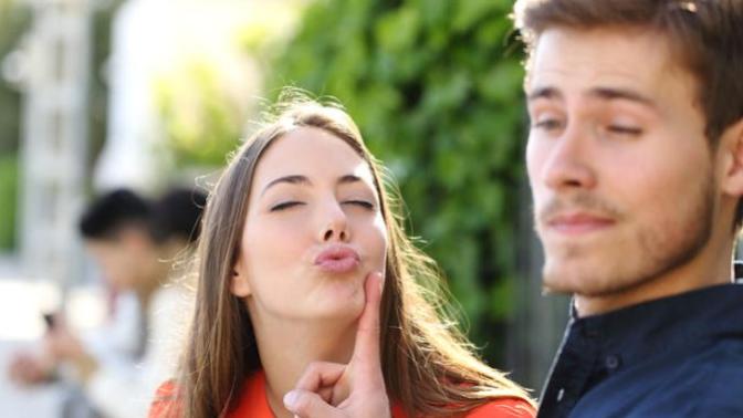 Do you think giving no attention to girl you like is a bad dating strategy?