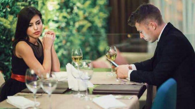 How would you react if your date was always busy with their phone during the date?