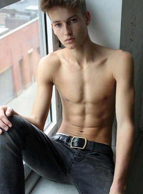 What do you think about thin men like this? Do they even have a chance?
