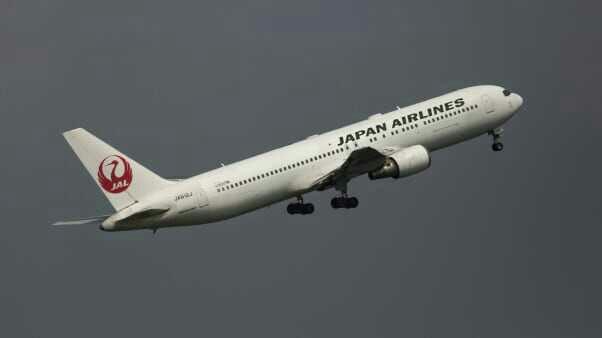 Airline introduces baby seat map to allow passengers to avoid infants. Opinions?