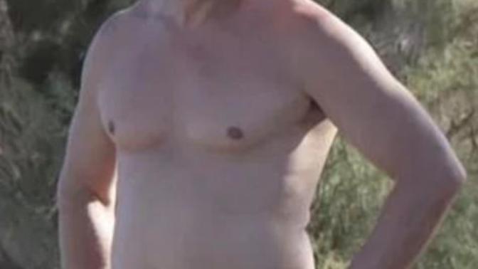 Dad bod or six-pack? f?