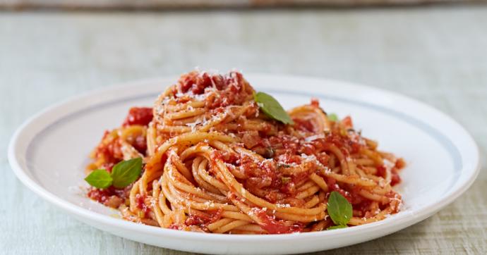 Are you a red sauce or a white sauce person?