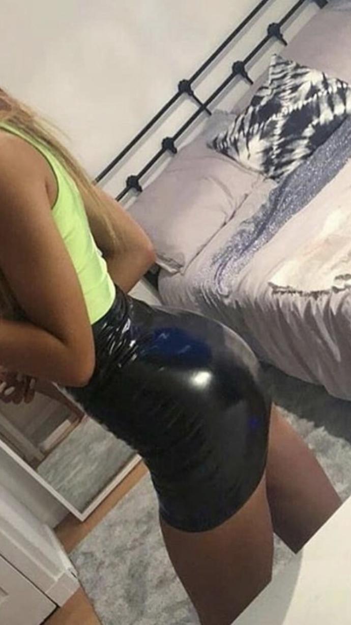 Girls, do y’all know where I buy these skirts for my girlfriend from?