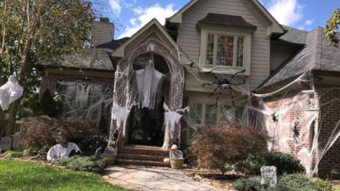 Do you decorate your house on Halloween?