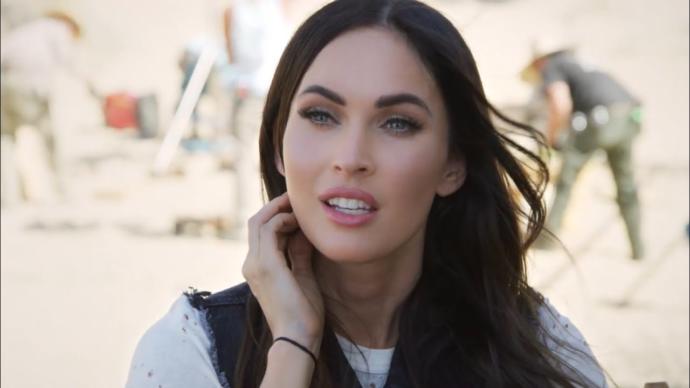 Would Megan Fox be more attractive if she was tall?