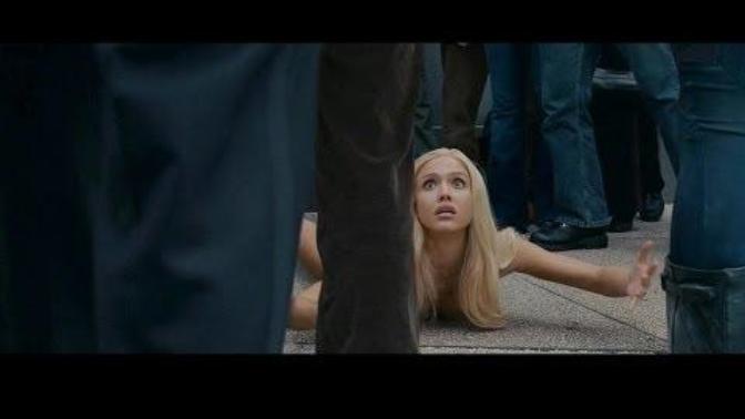 Do you think Jessica Alba suits blonde hair?