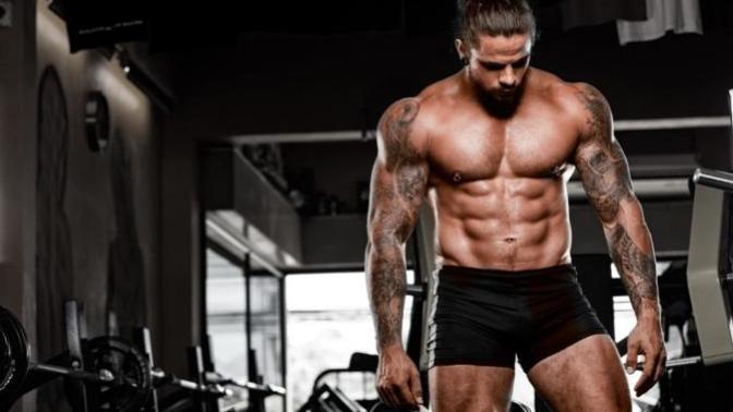 Girls, do you prefer feminine or masculine men?