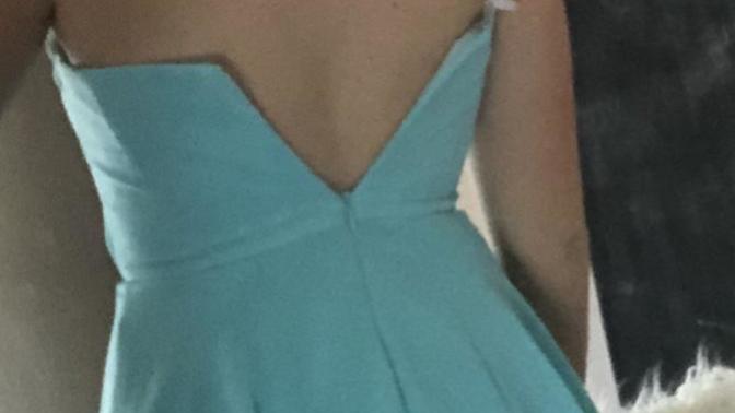 How to Fix a Dress That Is Too Small to Zip Up