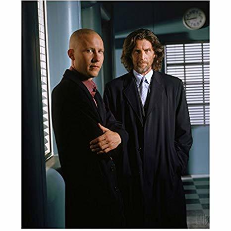 Anyone going to Wizard World Comic Con in Austin (cast of Smallville and Charmed will be there)?