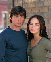 Anyone going to Wizard World Comic Con in Austin (cast of Smallville and Charmed will be there)?