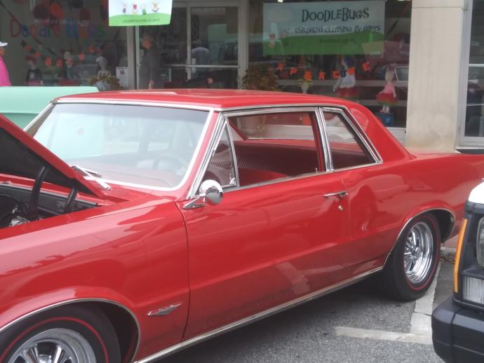 Which car do you like better?