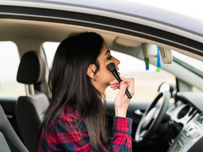 Do you ever put your make-up on, or talk on your cell phone, while you're driving? ... DON'T LIE! Are you really that good at multi-tasking?