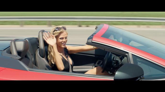 Do you ever put your make-up on, or talk on your cell phone, while you're driving? ... DON'T LIE! Are you really that good at multi-tasking?