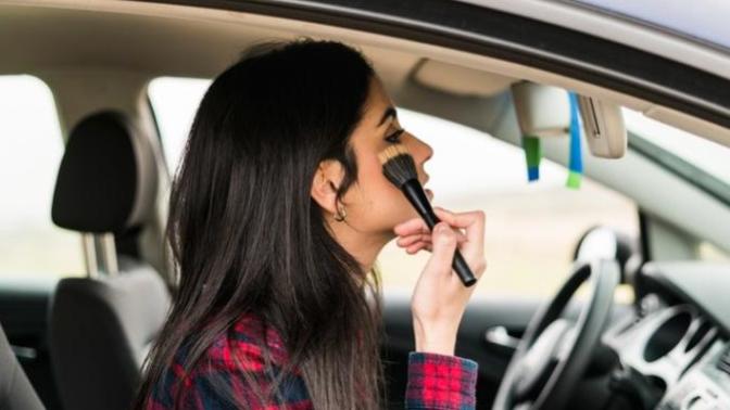 Do you ever put your make-up on, or talk on your cell phone, while you're driving? ... DON'T LIE! Are you really that good at multi-tasking?