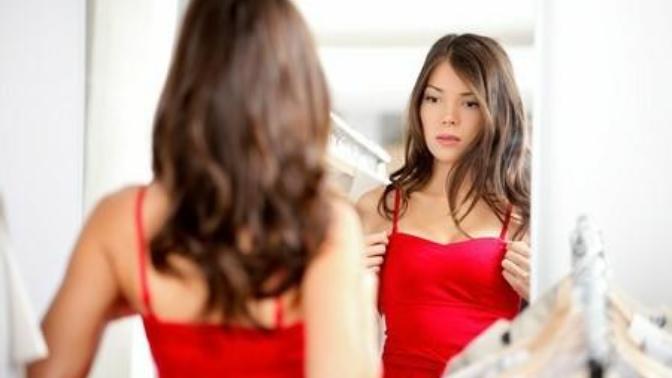 Girls, do you ever feel uncomfortable in an outfit and/or critical about it?