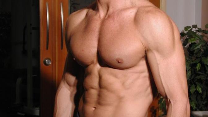 Why are women's taste in men and fantasies so limited?