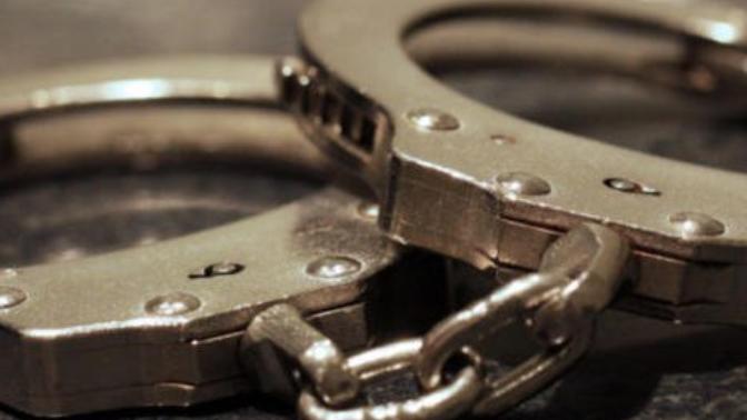 Do ex-criminals get paranoid about people texting their actual phone number?